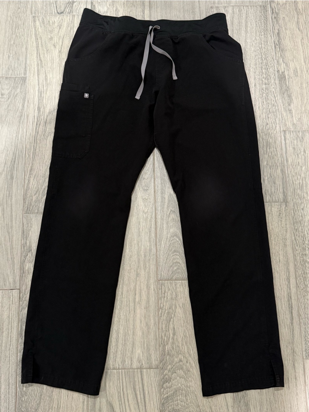 FIGS Kade High-Rise Straight-Leg Scrub Trouser